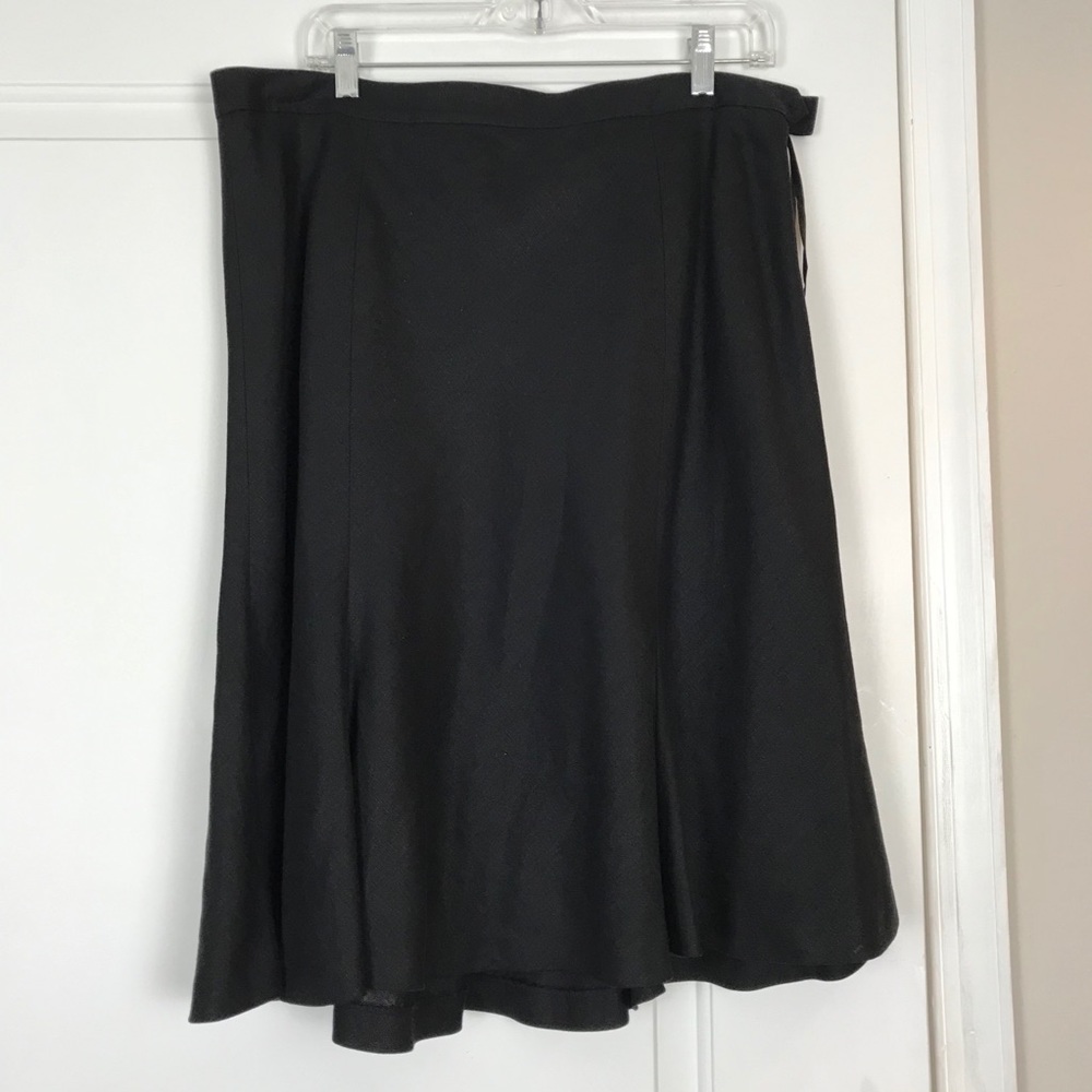 Chaps black linen Skirt size 12